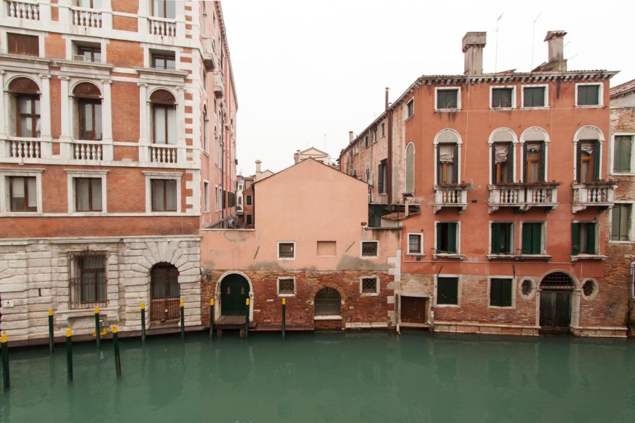Appartement Explore From A Sophisticated Hideaway In San Polo Venetië
