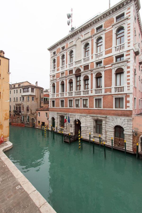 Appartement Explore From A Sophisticated Hideaway In San Polo